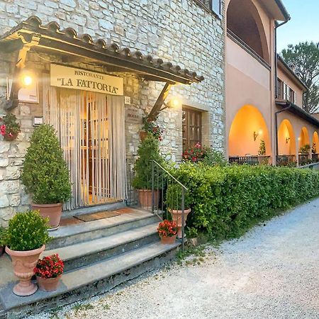 Hotel La Fattoria San Giovanni Di Baiano Luaran gambar