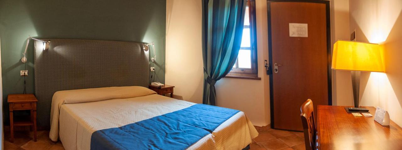 Hotel La Fattoria San Giovanni Di Baiano Luaran gambar