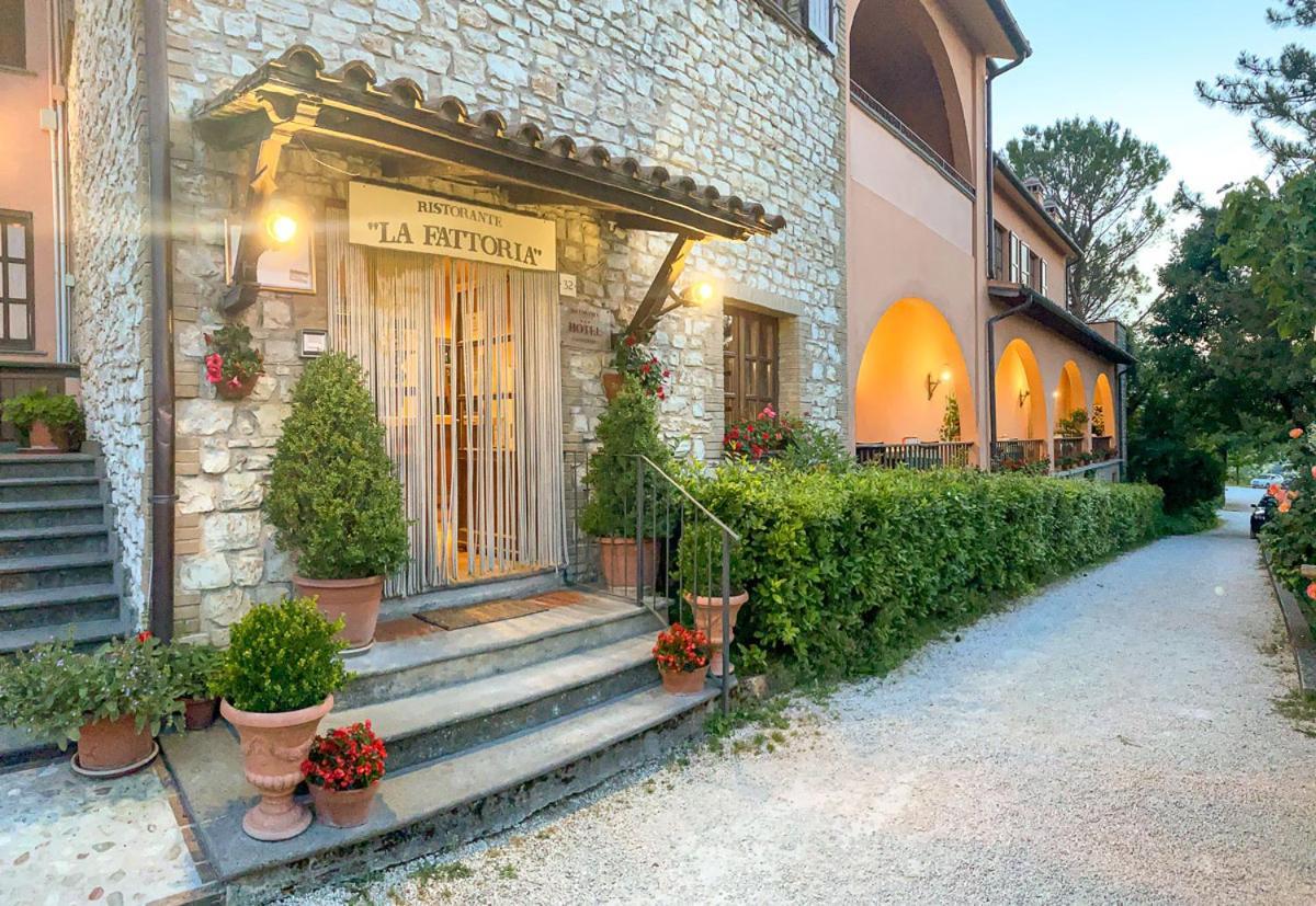 Hotel La Fattoria San Giovanni Di Baiano Luaran gambar
