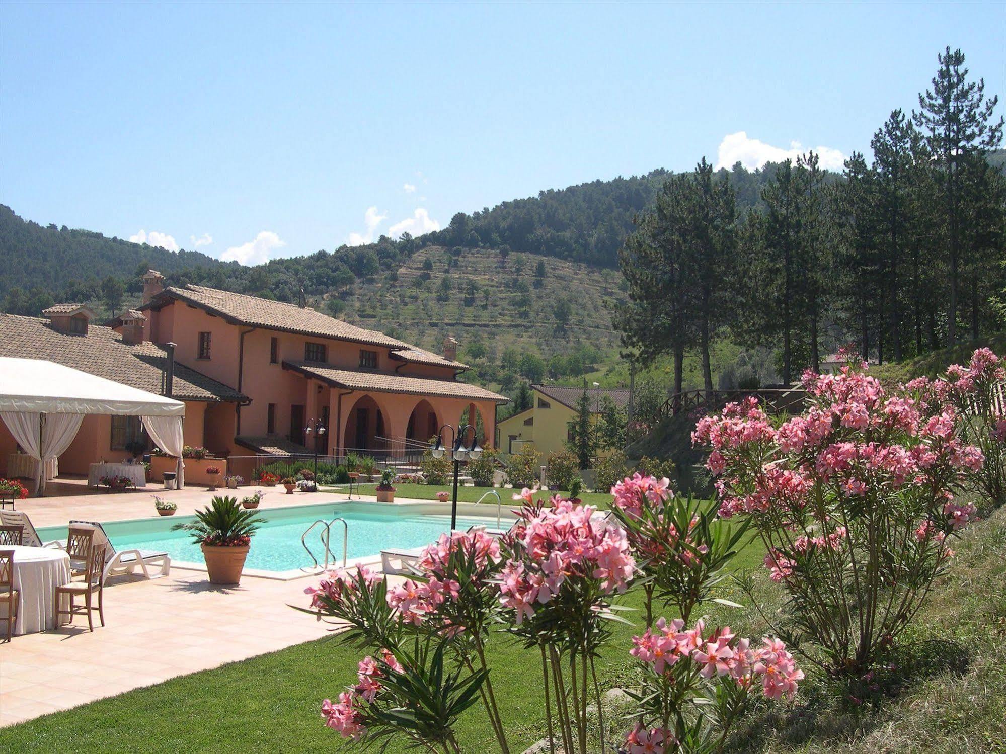 Hotel La Fattoria San Giovanni Di Baiano Luaran gambar